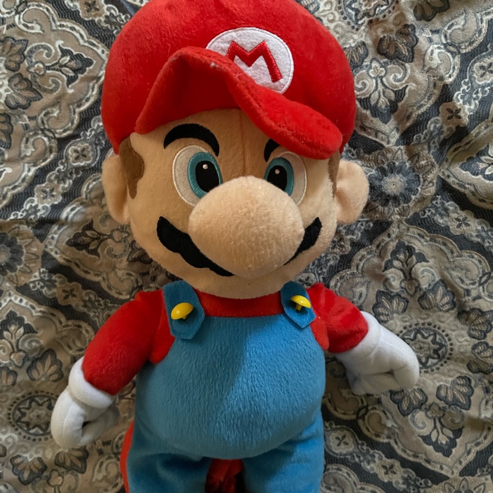 Super Mario plush 2011